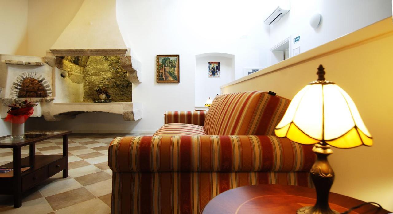 Sunce Palace Apartments With Free Offsite Parking Dubrovnik Exterior photo